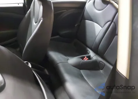 2013 Mini Hardtop Cooper z USA, uszkodzony, nr VIN WMWSU3C58DT692502